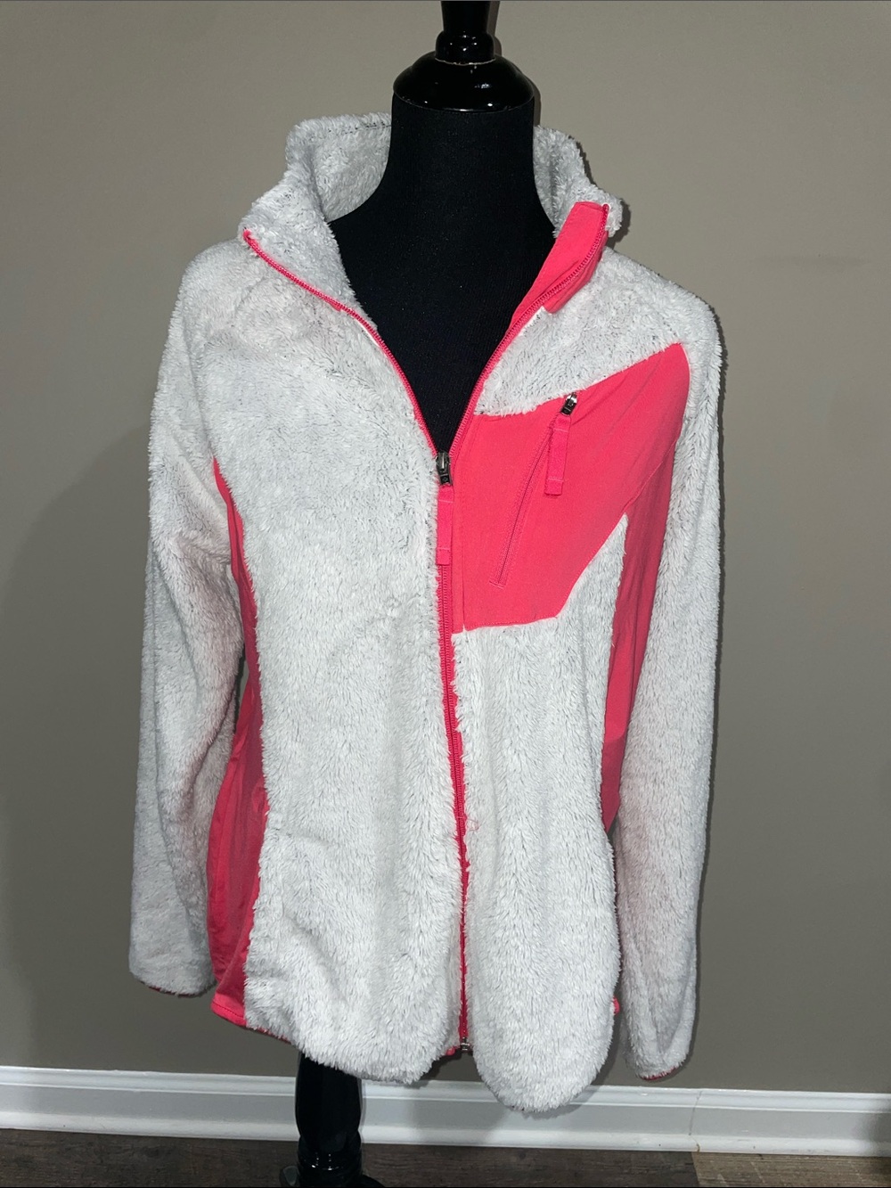 Columbia White and Pink Fleece Jacket